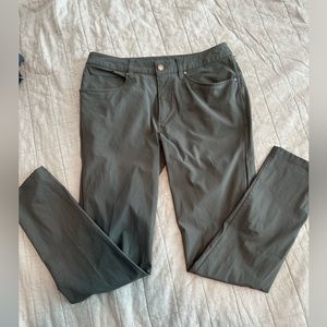 Lululemon ABC Slim Fit 5 Pocket Pant 31x32